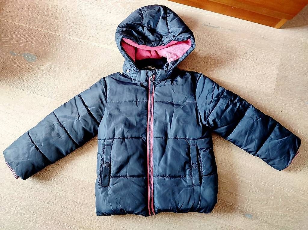 Giacche & Cappotti: Veste hiver 2-3 ans, taille 98 cm – Usato da Chamoson venduto da OkGeo